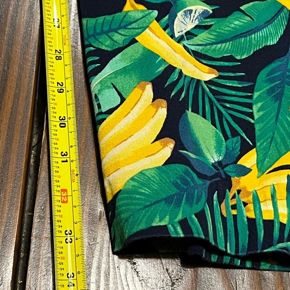 Old Navy Pixie cropped/ankle pant. Size 18 Bananas - Picture 10 of 12